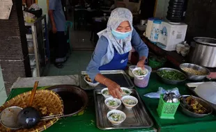 Libur Lebaran 2022, Warung Kuliner Khas Sragen Diserbu Pemudik