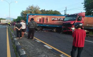 Polisi Ungkap Penyebab Kecelakaan 2 Truk di Jl. Solo-Semarang Boyolali