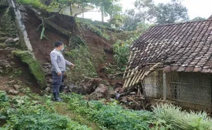 Tanah Longsor di Ponorogo, 2 Rumah Jebol