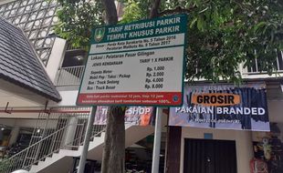 Tarif Parkir Pasar di Gilingan Solo Langgar Perda, Pengunjung Tak Tahu