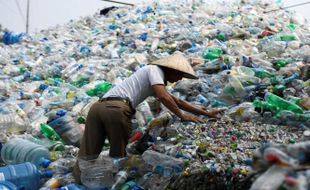 Indeks Kualitas Air di Balik Alasan Meningkatnya Sampah Botol Air Minum