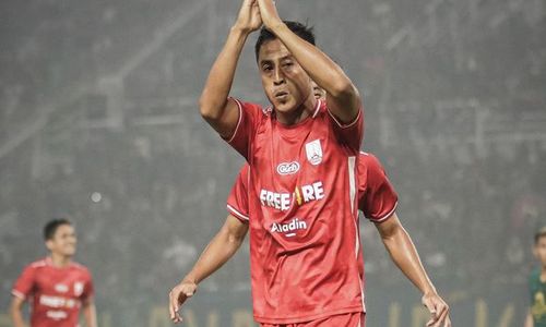 Kabar Mantan Pemain Persis Solo: Samsul Arif ke Gresik, Abduh Gabung PSS