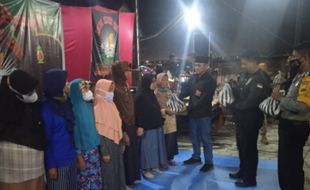 350 Pesilat PSHT Santuni Anak Yatim dan Janda Tua di Sragen