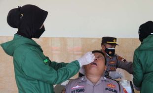 Pengamanan Lebaran Rampung, Polisi Karanganyar Langsung Dites Swab