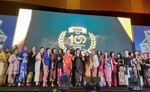 100 Wanita Hebat Terima Penghargaan Bergengsi Dari Infobank Media Group