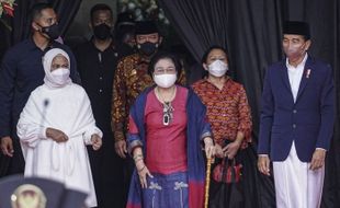 Jokowi, Megawati, dan PDIP Saling Membutuhkan