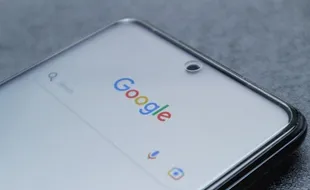 Cara Hapus Riwayat Pencarian Google Lewat Handphone