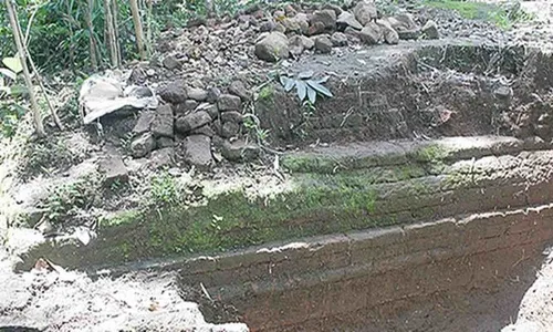 Candi-Candi Bata di Sekitar Candi Borobudur