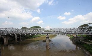 Tenang Lur! Jembatan Jurug C Solo Diklaim Sangat Aman Dilewati 2 Arah