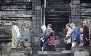 Presiden Jerman Naik ke Candi Borobudur & Tinjau Balai Konservasi