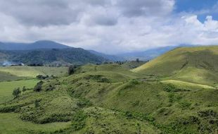 Misteri Asal-Usul Gunung Wurung Kebumen: Buatan Dewa Kayangan?