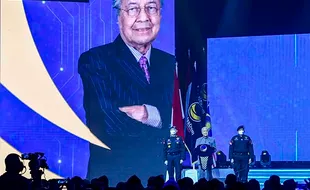 Hampir 100 Tahun, Mahathir Mohamad Politikus Tertua dengan Harta Menggurita