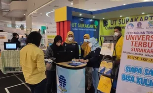 Daftar Kuliah UT Surakarta saat Ngemal di Solo Paragon, Ini Caranya