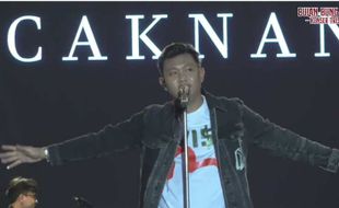 Sampek Tuwek Denny Caknan Bayar Penantian Penonton Konser Di Solo