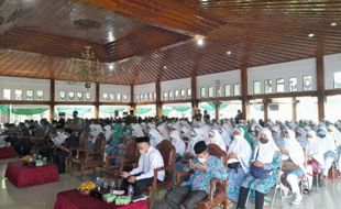 Pemkab Sragen Keluarkan Hampir Rp400 juta untuk 4 Pemandu Haji Daerah