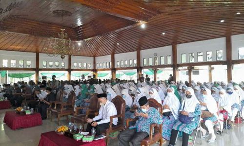 Pemkab Sragen Keluarkan Hampir Rp400 juta untuk 4 Pemandu Haji Daerah