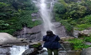 Pesona Curug Semirang, Air Terjun di Kaki Gunung Ungaran