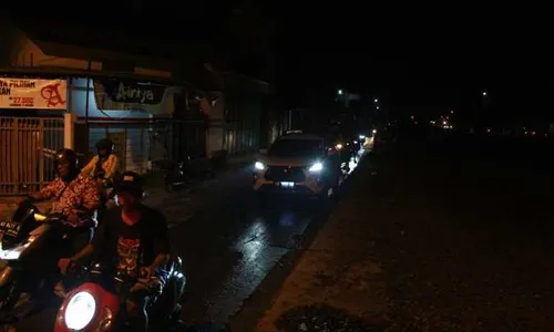 Warga Dapat Tontonan Gratis dari Proyek Simpang Joglo Solo, Kok Bisa?