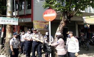 Jalan Wahid Hasyim Semarang Diberlakukan Satu Arah Mulai Hari Ini