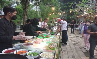 Chill and Grill Hadirkan Suasana Bali di Lorin Solo Hotel