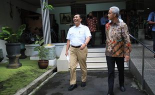 Luhut Temui Ganjar di Semarang, Bahas Tiket Candi Borobudur Rp750.000