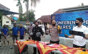 Komplotan Pencuri Spesialis Pikap Dibekuk, 1 Pelaku Didor saat Melawan