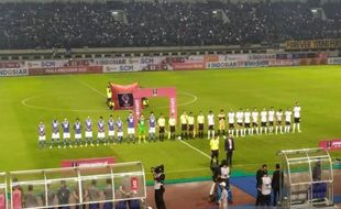 Hening Cipta untuk Eril sebelum Laga Persib Bandung vs Bali United