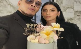 Akhirnya Menikah, Begini Perjalanan Cinta Deddy Corbuzier