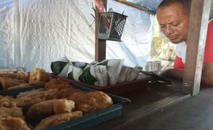 Ealah, Lombok Pedas Lur! Sambal Nasi Kucing di Hik Klaten Kena Dampak