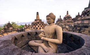 Pembagian Vertikal Candi Borobudur Cerminkan Tiga Tingkatan Dunia