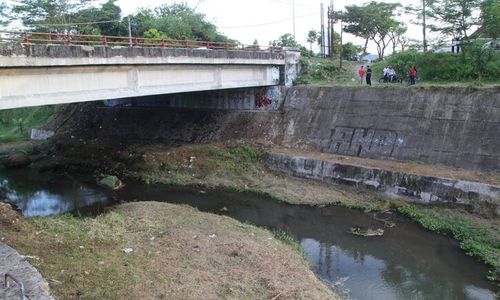 Terkuak! Pria Jatuh di Jembatan Pandansimping Ternyata Seorang Santri