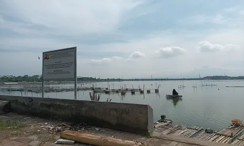 Warung Apung Rawa Jombor Klaten Dibongkar, Bagaimana Nasib Karamba?