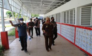 Satpol PP Klaten Segel Pintu Masuk Taman Kuliner Klaten, Ada Apa?