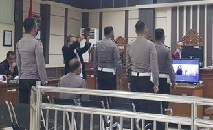 Sidang Korupsi PNBP STNK, Lima Aparat Polres Blora Diperiksa