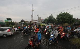 Ada Penyempitan Simpang Joglo Solo, Bus AKDP Molor Tak Sampai 5 Menit