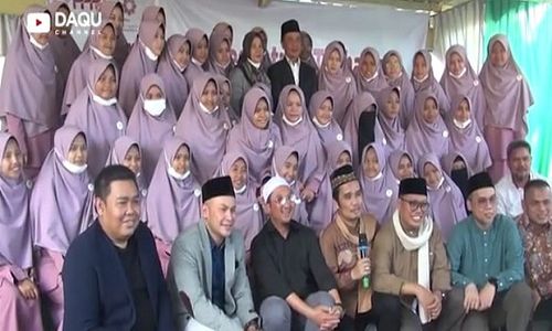 Kamis, Yusuf Mansur Wisuda 80 Santri Program Gratis Daarul Quran