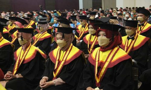 Wisuda 135 Lulusan, Ini Pencapaian ITS PKU Muhammadiyah Surakarta