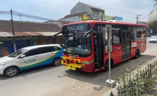 Sejak Harga BBM Naik, Makin Banyak Orang Beralih Gunakan Bus BST di Solo