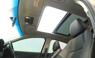 Ini Kegunaan Sunroof Mobil Yang Perlu Diketahui, Apa Saja?