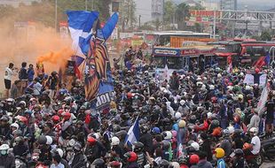 Arema FC Juara Piala Presiden 2022, Aremania Konvoi di Malang