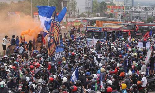 Arema FC Juara Piala Presiden 2022, Aremania Konvoi di Malang