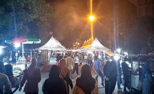 Sempat Naik, Omzet Bakul Night Market Ngarsopuro Solo di Sriwedari Anjlok 50%