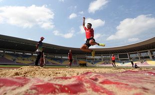 Latihan Tim Atletik Paralimpik Jelang ASEAN Para Games 2022 di Solo