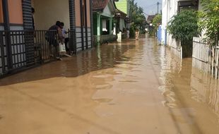 Banjir Bandang Pati Gegara Luapan Waduk Gembong?