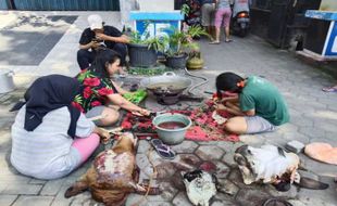 Sibuknya Bengkel Kepala Legendaris di Kampung Jagal Bustaman Semarang