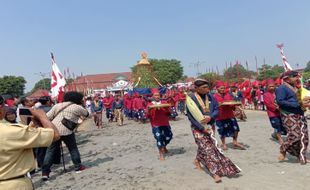 Grebeg Gunungan, Tradisi di Yogyakarta saat Perayaan Iduladha