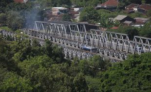 Awas! Palur Terancam Macet Parah Saat Jembatan Jurug B Solo Dibongkar