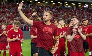 Pramusim di Singapura, Liverpool  Atasi Crystal Palace 2-0