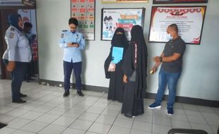 Mantan Polwan Napi Terorisme Jalani Pembebasan Bersyarat