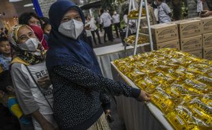 Harga Minyak Goreng Curah Terus Turun, Cek Pantauan Hari Ini